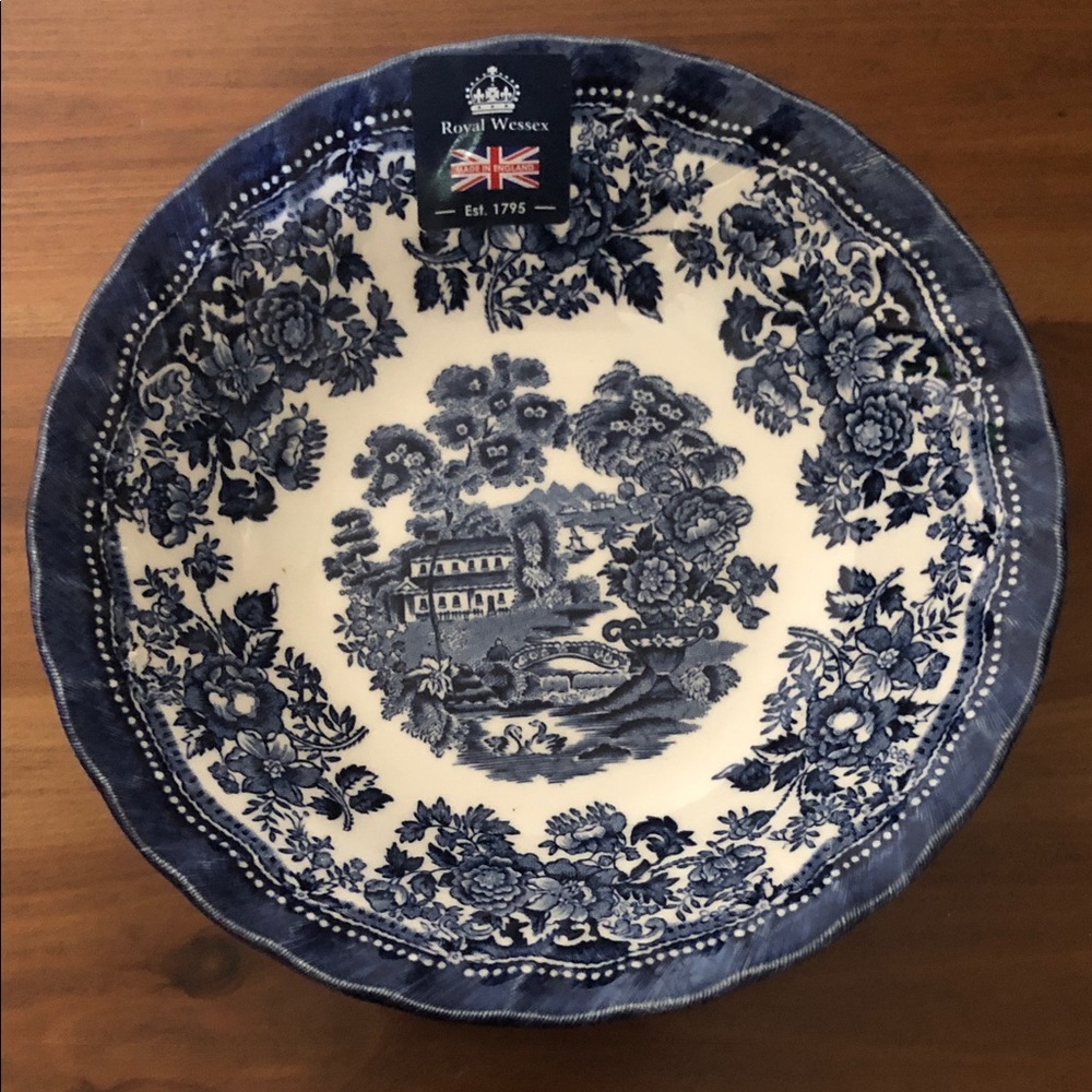 Churchill Dinning/ Royal Wessex Blue Floral Bowl